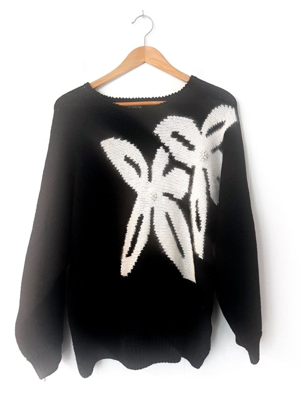 Castle Square Vintage Black & White Graphic Bow Flower Knit Sweater M - Picture 2 of 9